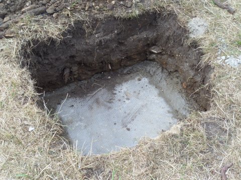 Installation 1 - a hole is dug.JPG